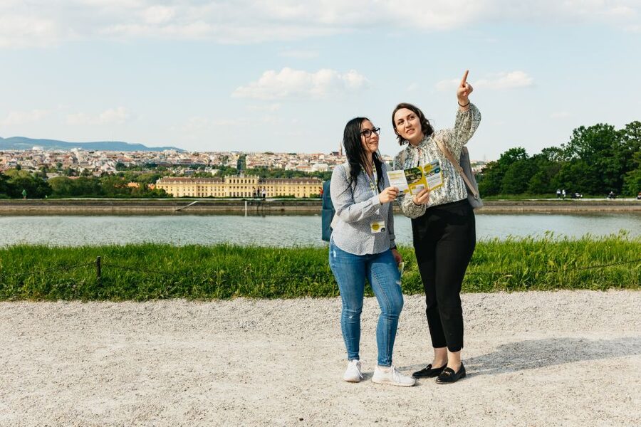 Vienna: Panorama Train Tickets to explore Schönbrunn Palace - The Gloriette Hill Stop
