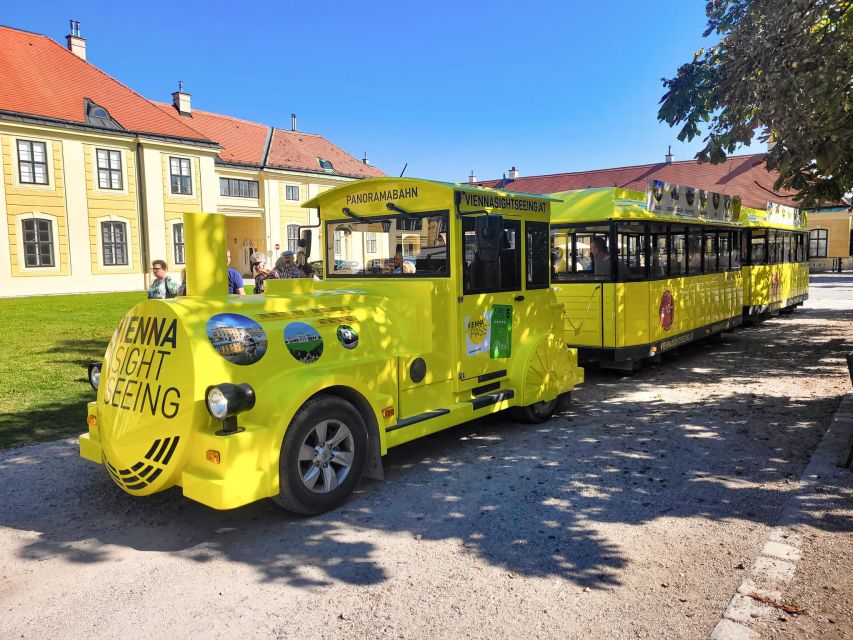Vienna: Panorama Train Tickets to explore Schönbrunn Palace - How the Nine-Stop Loop Works