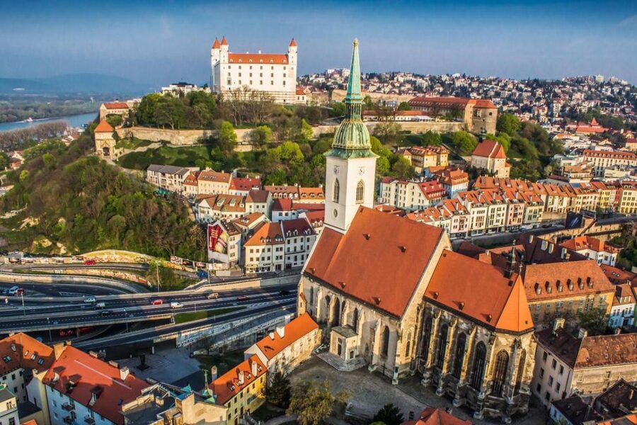 Vienna: Private Day Trip to Bratislava with Hotel Transfers - Is $352 per person a fair price?