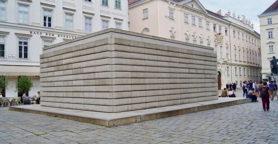 Vienna: Private Jewish Walking Tour - Salomon and the early Jewish presence in Austria