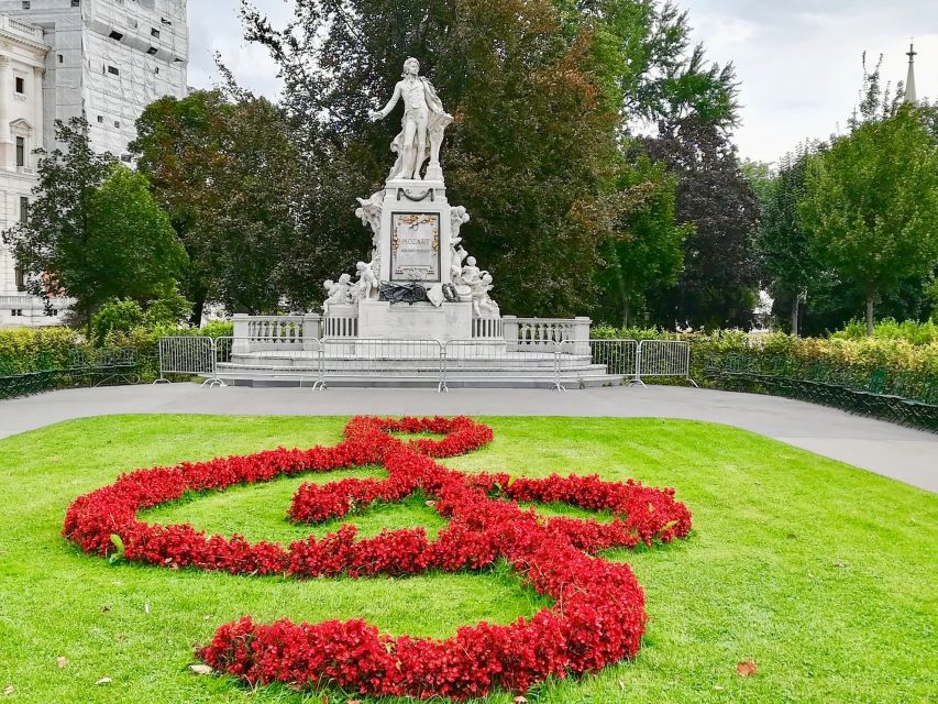 Vienna: Private Music Tour - Beethoven at Palais Lobkowitz and Pasqualati House