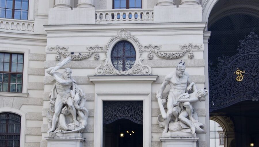 Vienna: Private Walking Tour - The Hofburg, Heldenplatz, and Habsburg power