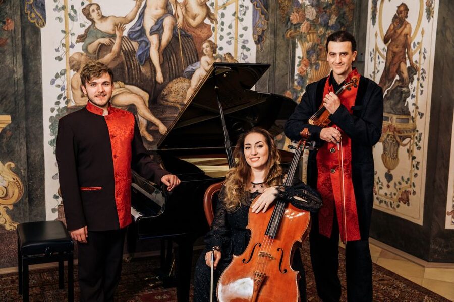 Vienna: Romantic Classics Piano, Violin, and Cello Concert - Arrival Tips for Deutschordenskirche