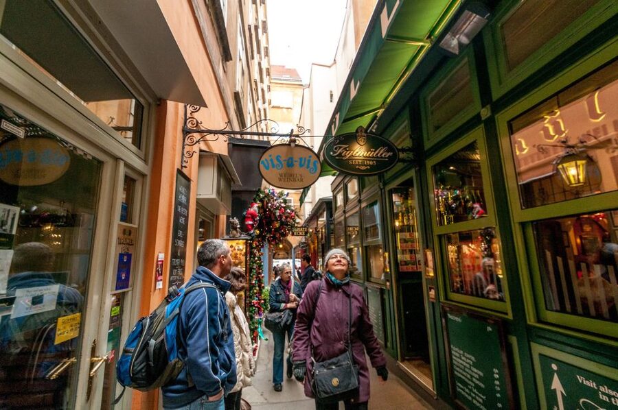 Vienna: Romantic Old Town 2-Hour Discovery Tour - Hoher Markt, where trade and power meet