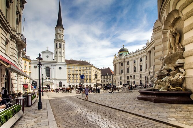 Vienna Scavenger Hunt and Highlights Self Guided Audio Tour - How long the walk really takes