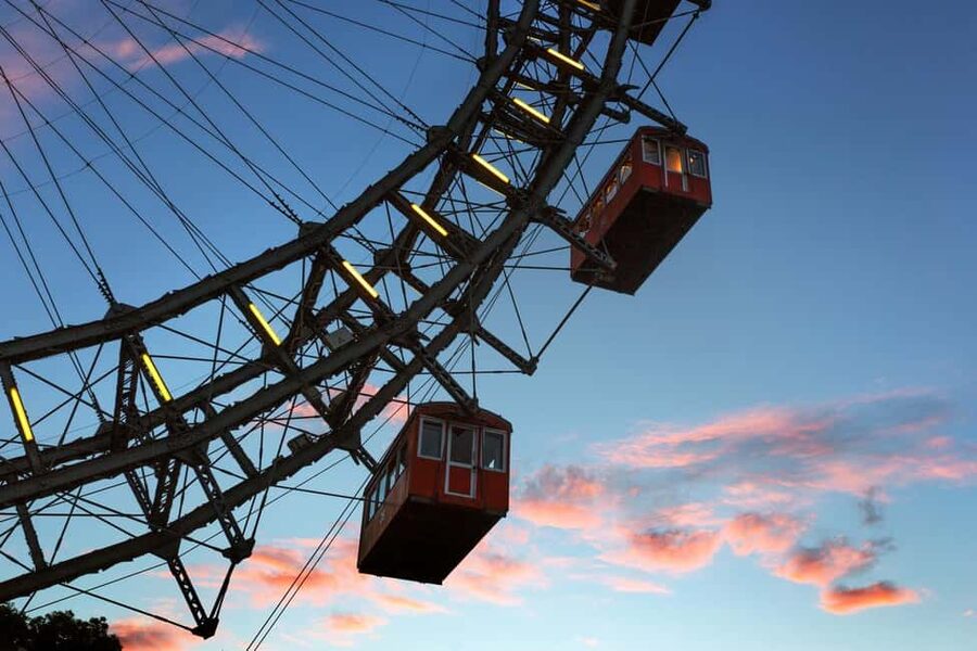 Vienna: Schönbrunn, Belvedere, Big Bus, Giant Wheel & Cruise - Seeing Vienna from the Big Bus