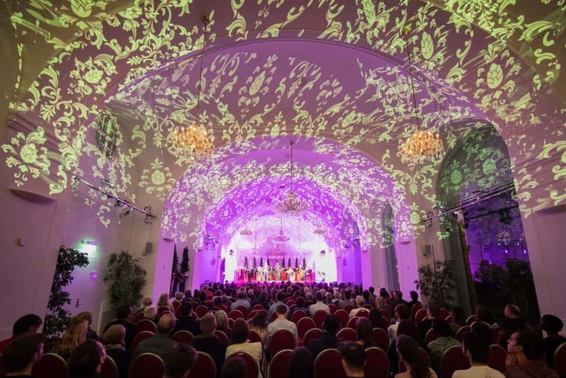 Vienna: Schönbrunn Palace Evening Tour, Dinner and Concert - Picking the right concert category