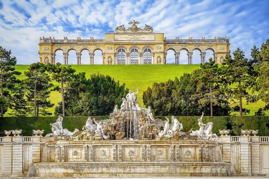 Vienna: Schönbrunn Palace & Gardens Skip-the-Line Tour - Who should book this Schönbrunn tour
