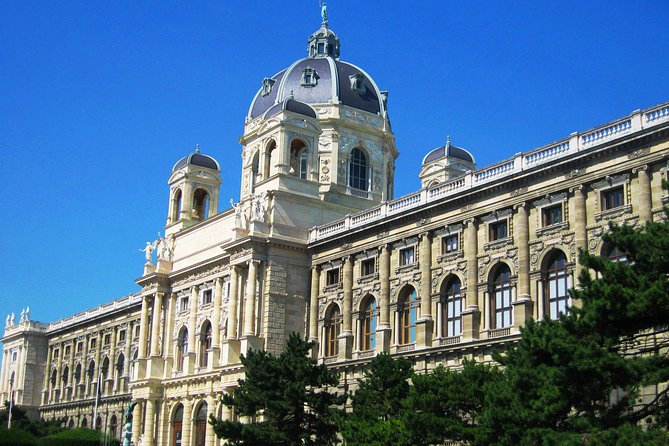 Vienna Sightseeing FLEXI Pass - Belvedere, Klosterneuburg, and places beyond the center