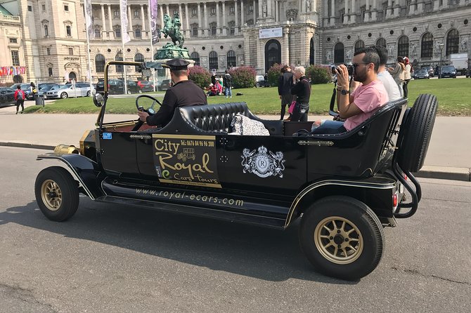 Vienna: Silver Tour (30 min) Vienna City Center Sightseeing Tour - Maria Theresa’s monument and Vienna’s museum quarter