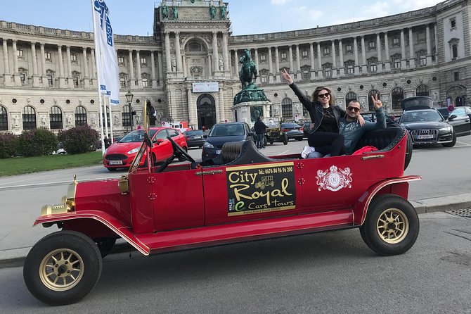 Vienna: Silver Tour (30 min) Vienna City Center Sightseeing Tour - Albertinaplatz 2 makes a practical starting point
