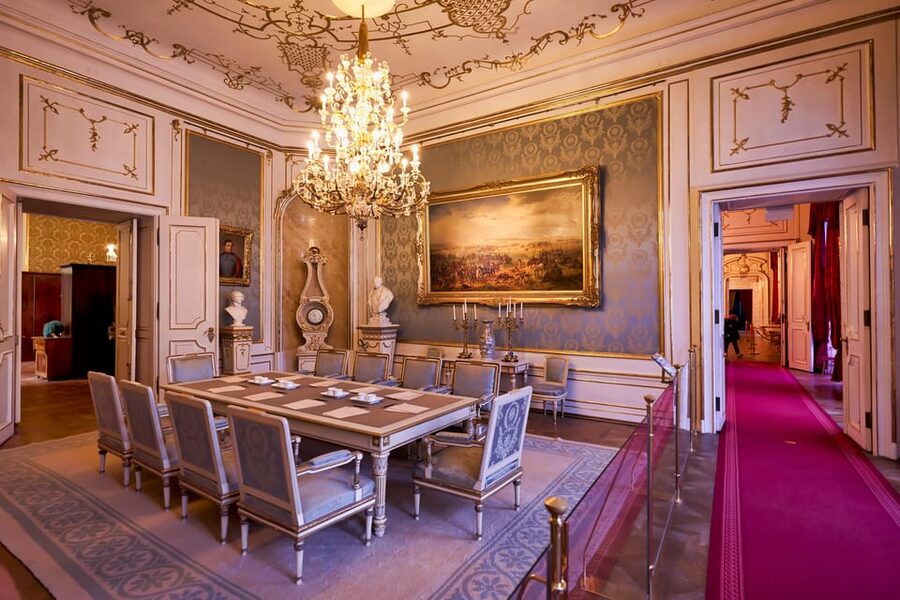 Vienna: Skip-the-Line Hofburg and Empress Sisi Museum Tour - Why the Sisi Museum is the heart of the visit