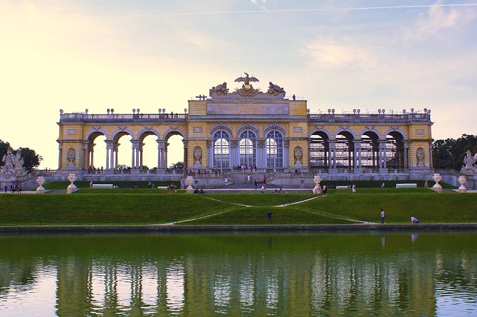 Vienna: Skip the Line Schönbrunn Palace and Gardens Guided Tour - Why Schönbrunn Palace deserves a guided visit