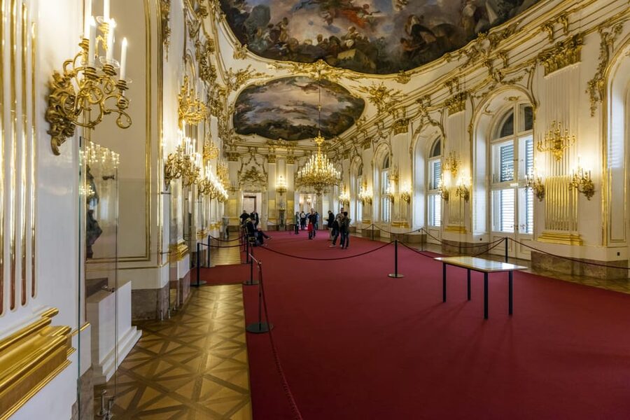 Vienna: Skip-the-Line Schönbrunn Palace and Gardens Tour - Should you book the Schönbrunn Palace tour?