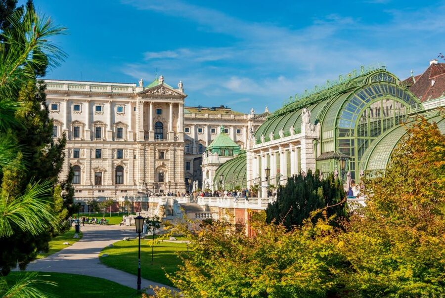 Vienna: Skip-the-Line Sisi Museum, Hofburg and Gardens Tour - How the guides shape the experience