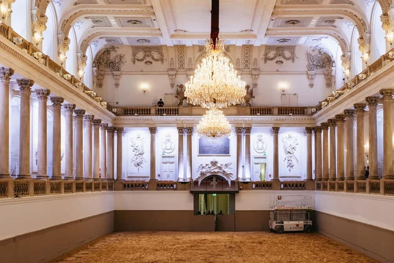 Vienna: Spanish Riding School Guided Architectural Tour - Inside the 250-year-old attic