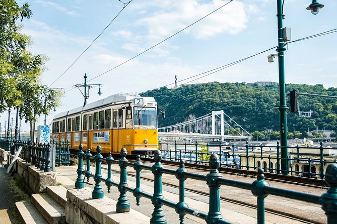 Vienna to Budapest - Private transfer with 2h of Sightseeing - Booking details worth checking