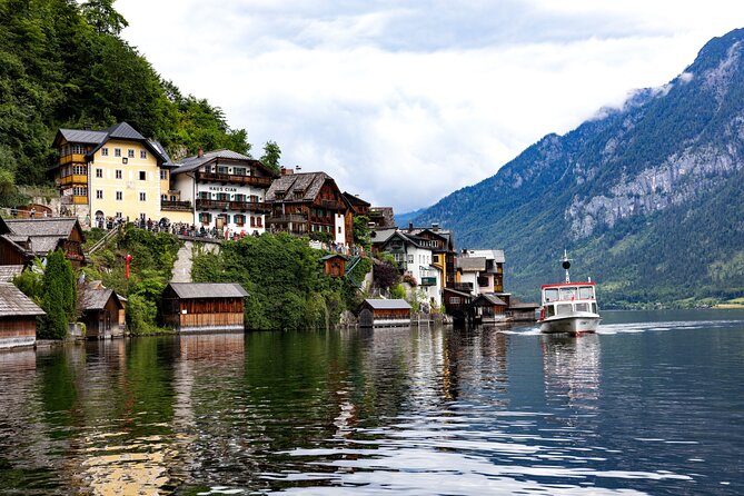 Vienna To Hallstatt Day Tour With Hotel Pick-Up And Drop Off - Finding lunch without wasting your free time