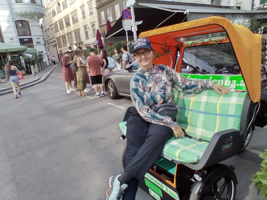 Vienna: Tour RAXI (electric rickshaw) 3 hours in Vienna - Prater, Vienna’s big green escape