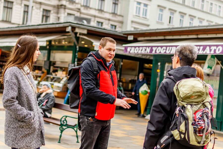 Vienna: Typical Austrian Food Tour with Coffee House Visit - Chocolate inside an old Palais