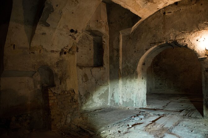 Vienna Underground Guided Walking Tour - The group-size question in narrow rooms
