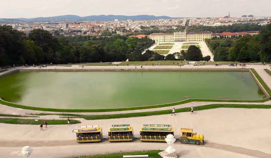 Wien: Tours with locals by public transport & walking - Otto Wagner, the subway planner